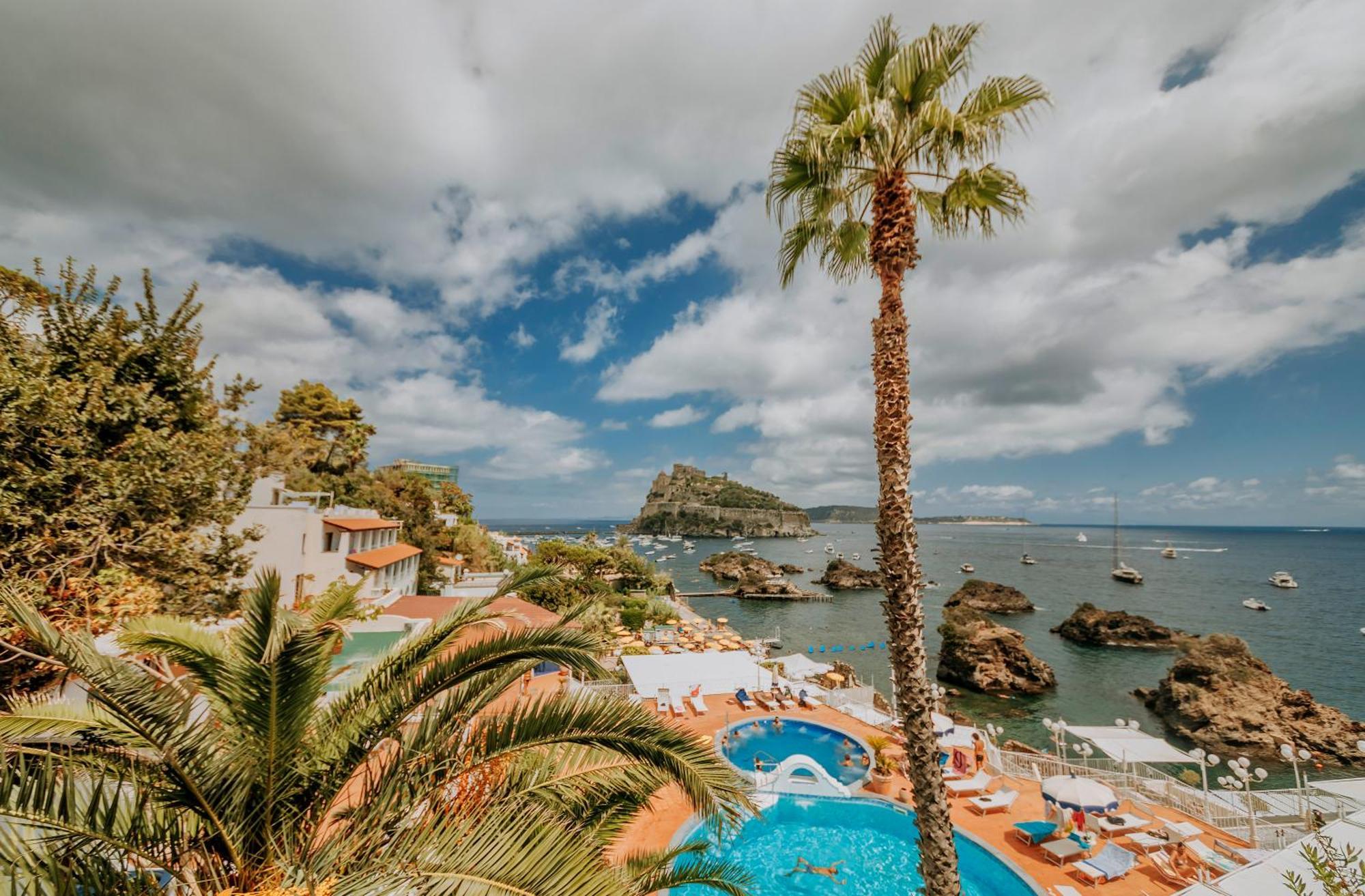 Strand Hotel Delfini Ischia Exterior foto