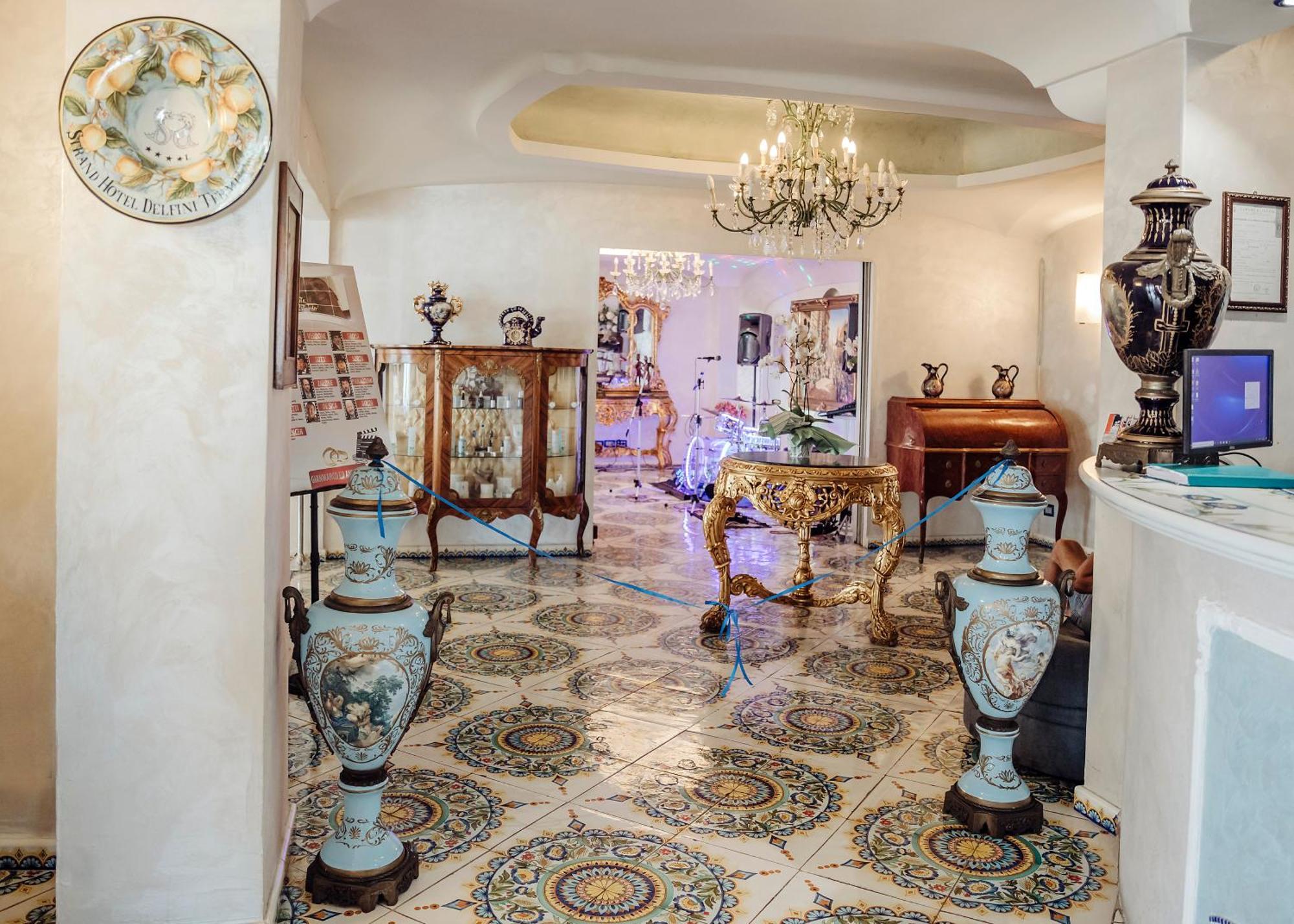 Strand Hotel Delfini Ischia Exterior foto